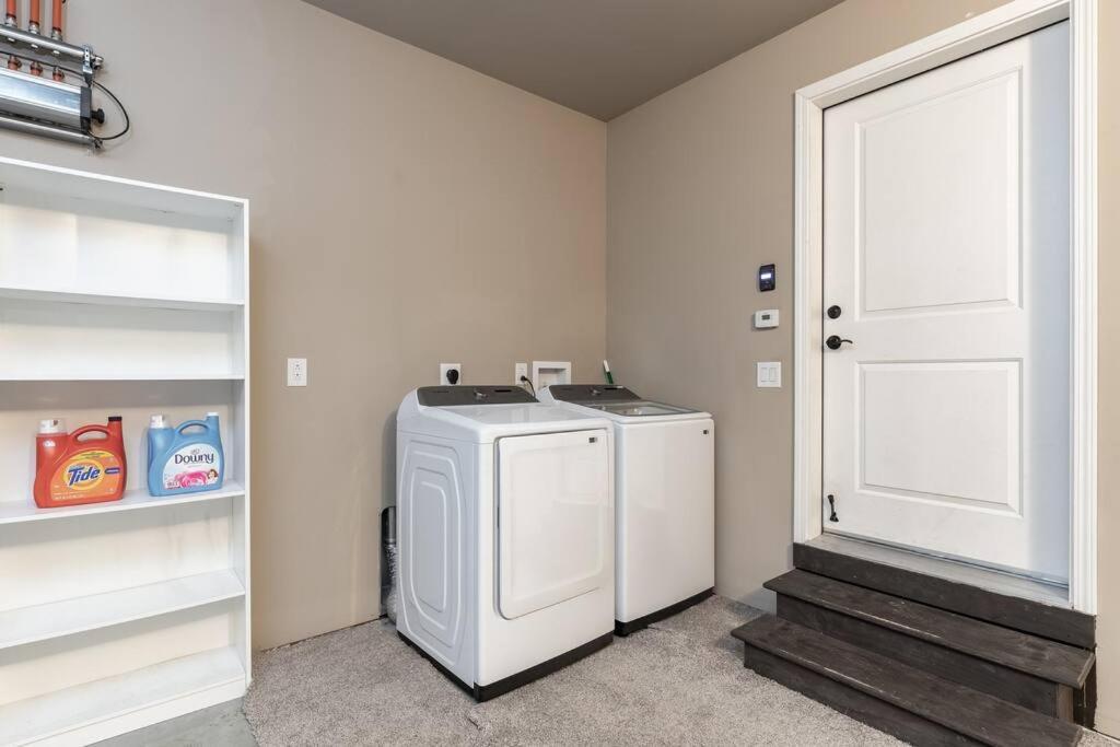 Birch Hill Retreat Great Location2+Garage+Aurora Fairbanks Exterior foto